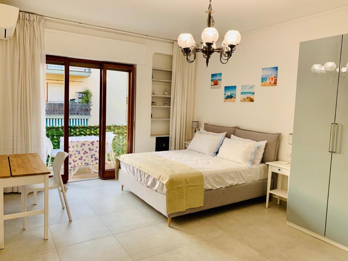 Treehouse Sorrento Apartment Buitenkant foto